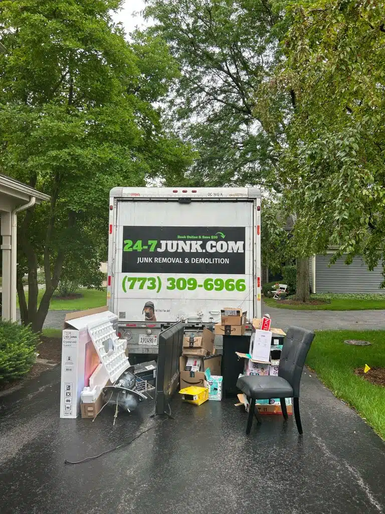 Junk Removal Service Near Me? 24-7JUNK.COM's junk removal teams traveling across the state to get junk removed.